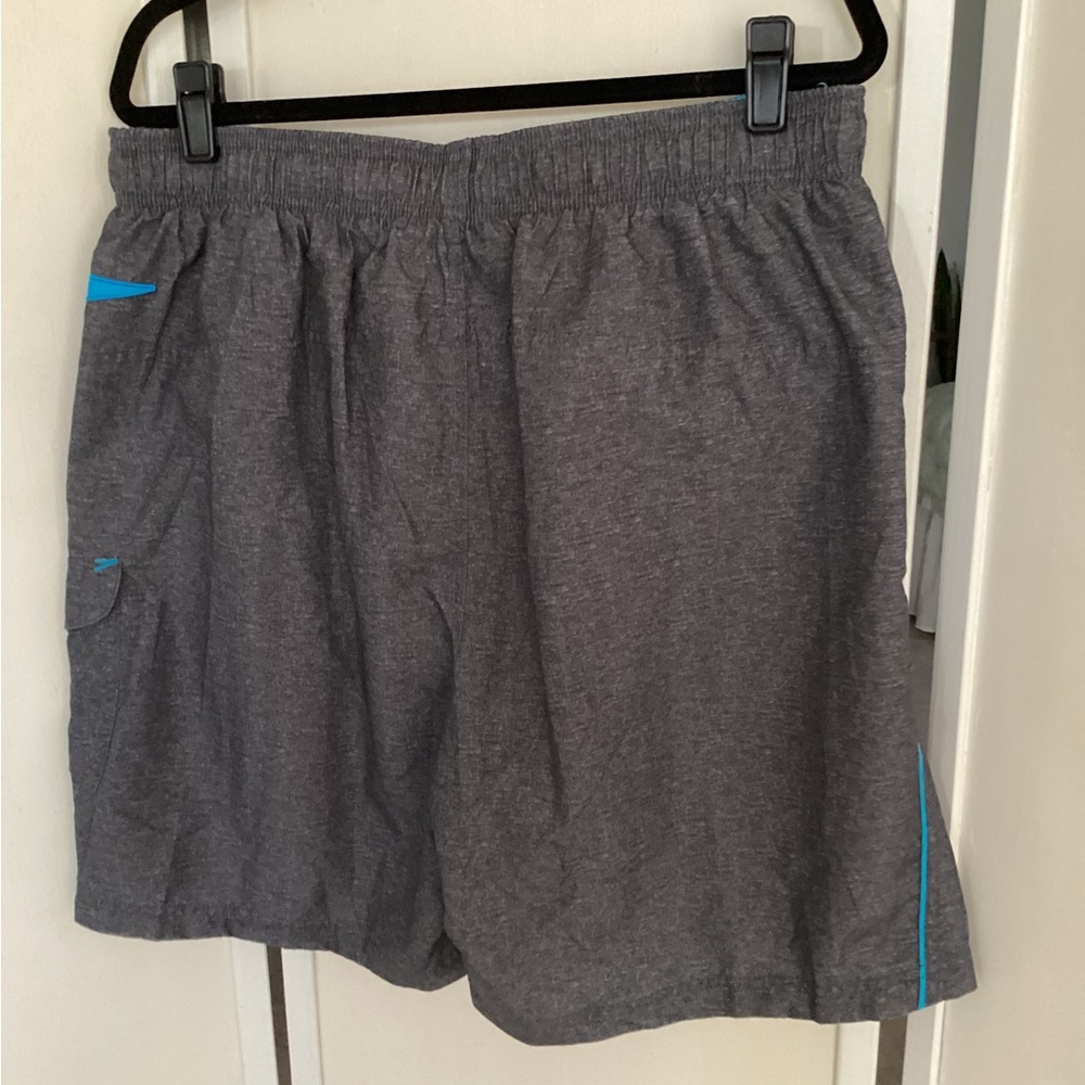 SPEEDO swim trunks XL - Picture 2 of 5